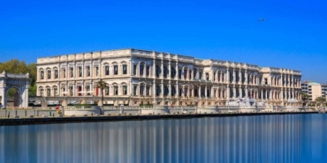 Ciragan Sarayinda Kritik Baris Gorusmeleri