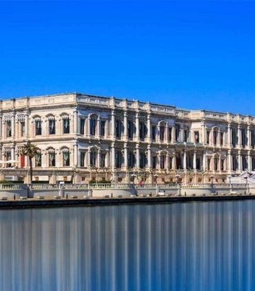 Ciragan Sarayinda Kritik Baris Gorusmeleri