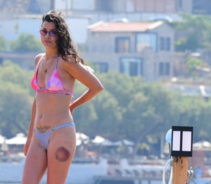 Müjde Uzman Bodrum Tatilinde Objektiflere Takıldı