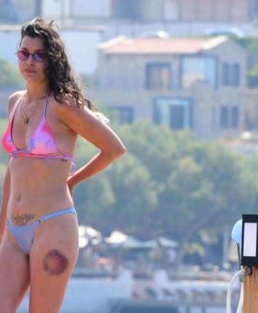 Müjde Uzman Bodrum Tatilinde Objektiflere Takıldı