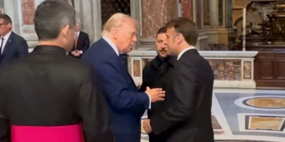 Trump, Zelenskiy Görüşmesi Öncesinde Macron’u Kovdu